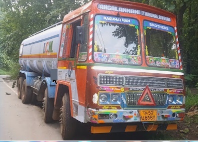 Dedicated heavy-duty liquid chemical road tanker truck TN 52 U 8383 for bulk solvent logistics across South India